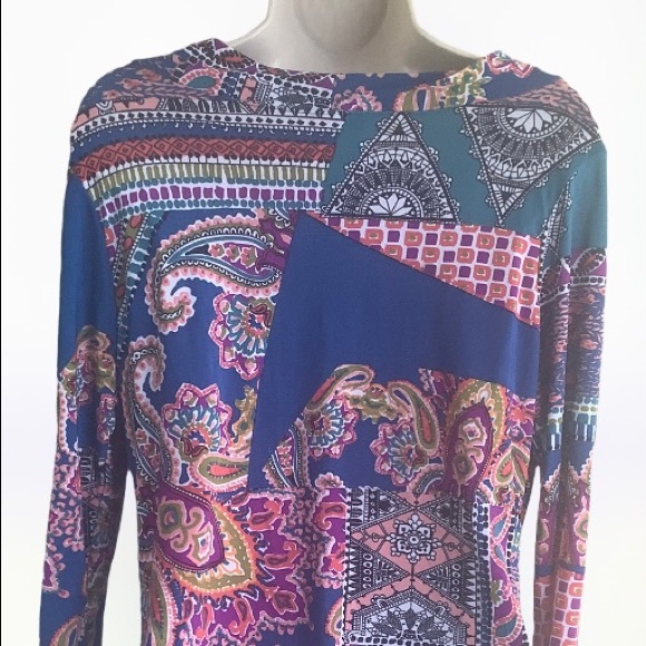 WOW- Very colorful Large blouse. - Picture 5 of 8